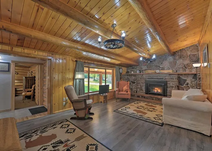Cozy Wy Home: Rivers, Lakes, Mountains, Wildlife *