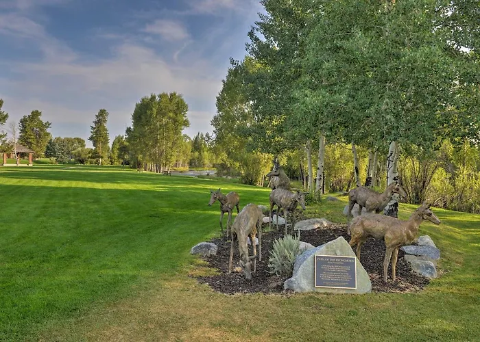 Cozy Wy Home: Rivers, Lakes, Mountains, Wildlife * Pinedale